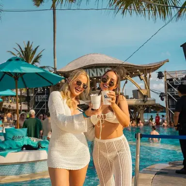 Finns-Beach-Club
